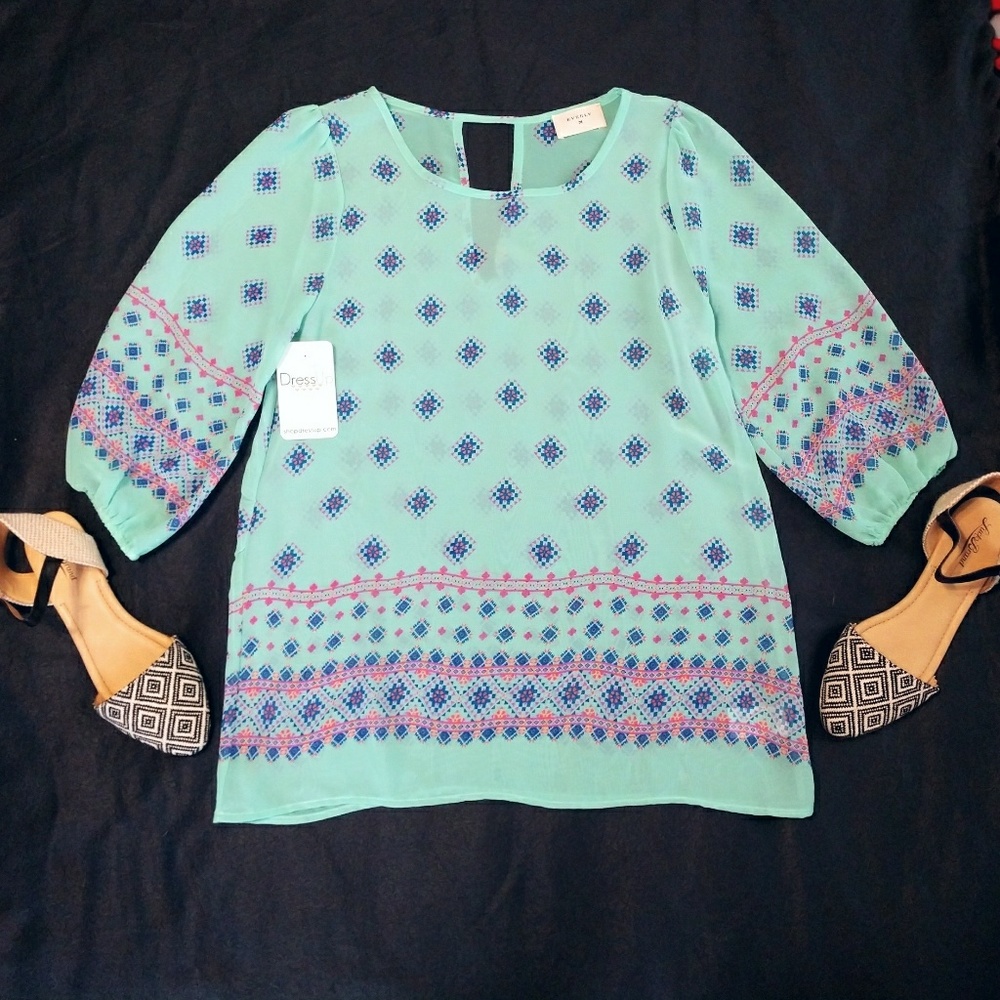 NWT Everly quarter sleeve aqua blouse top